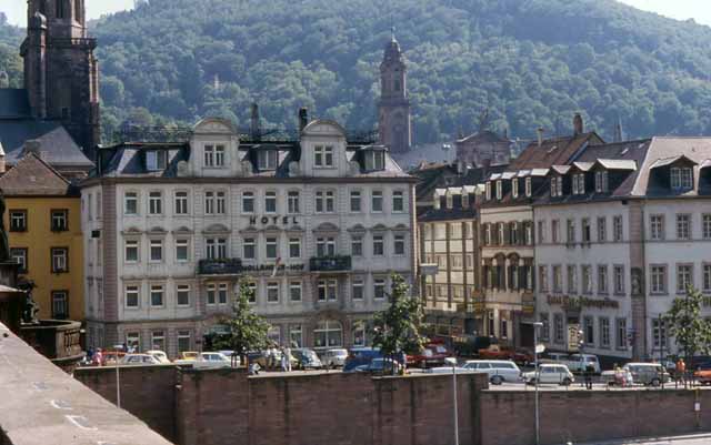 street and buildings near the Alte Bridge